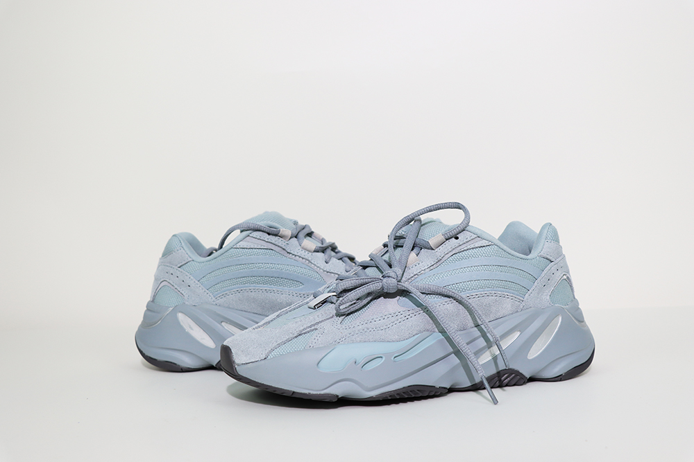 yeezy 700 v2 ‘hospital blue’