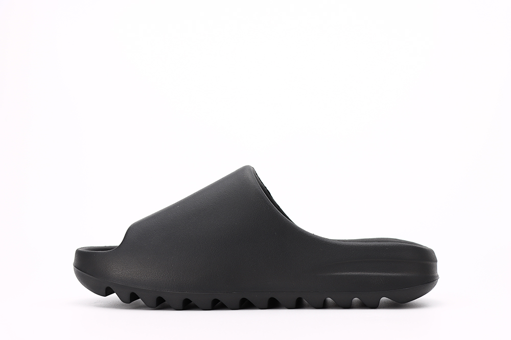 yeezy slides ‘onyx’ reps’ (matte upper)