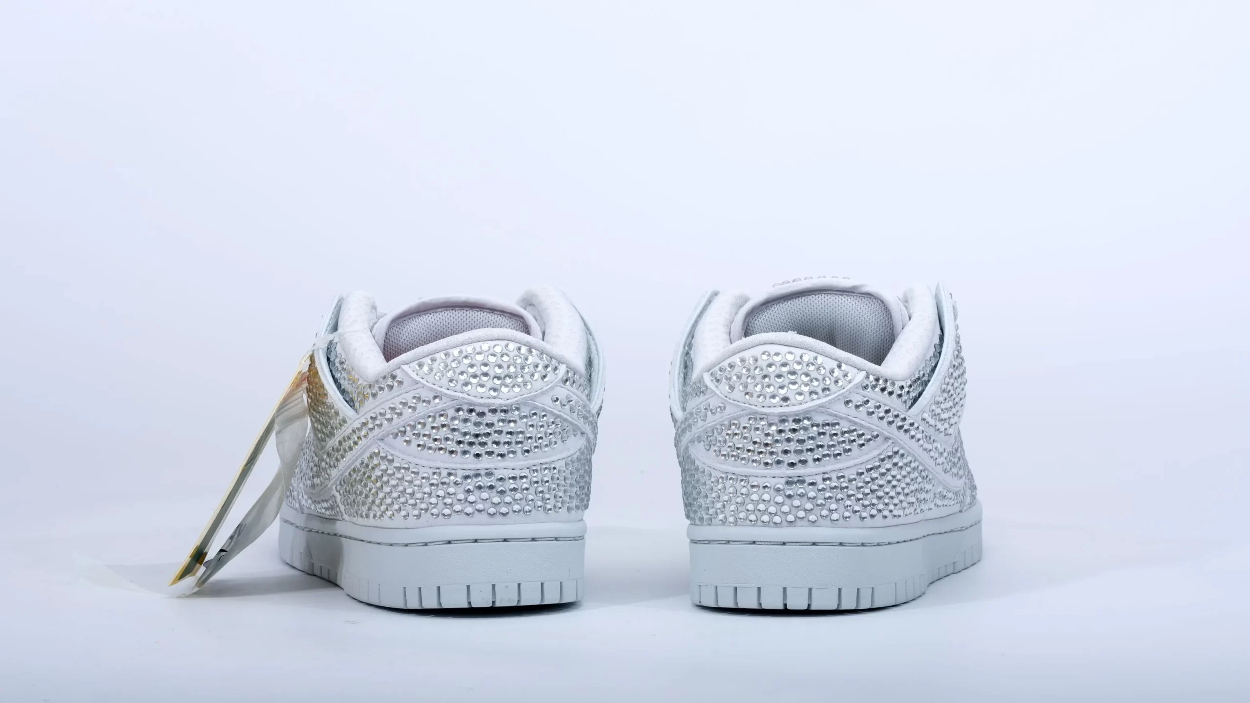 cpfm x swarovski x dunk low ‘pure platinum’ reps