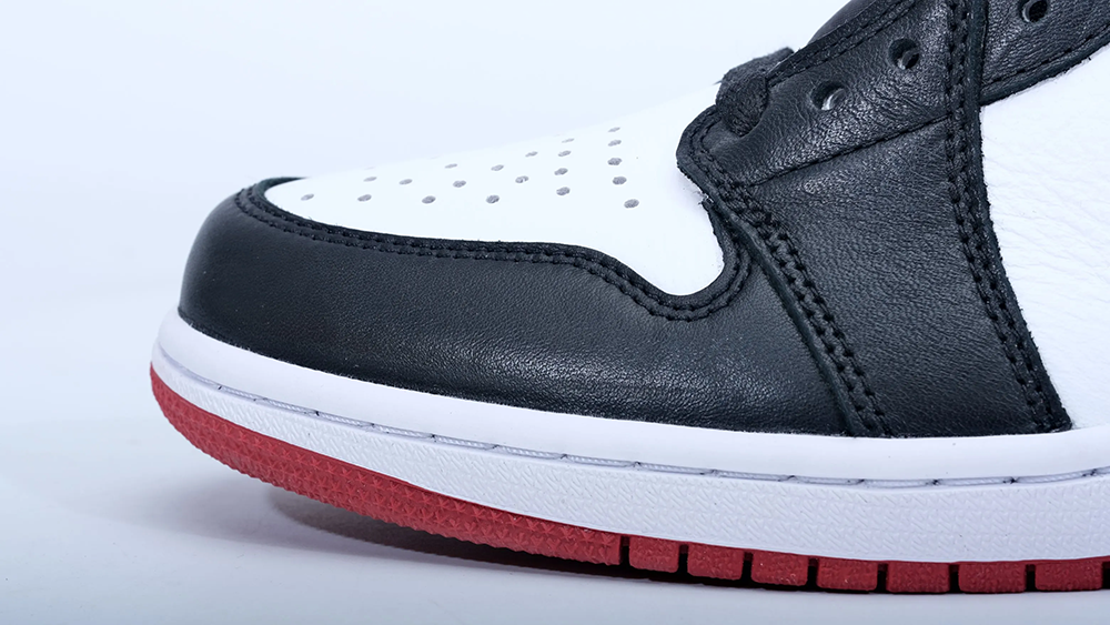 jordan 1 retro low og ‘black toe’ 2023 reps