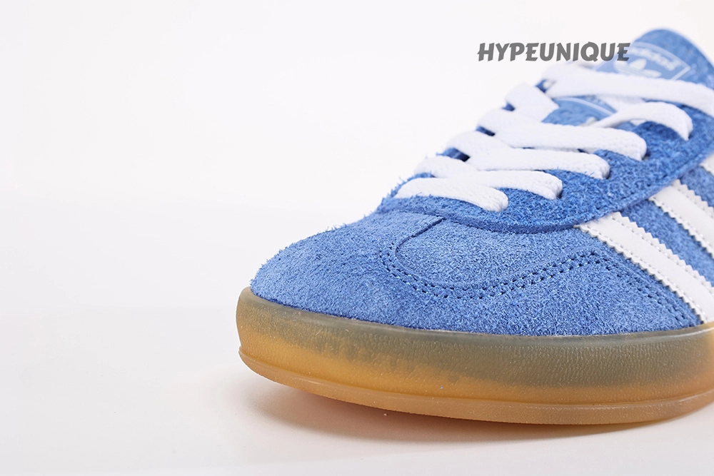 Ad*s gazelle indoor blue fusion gum