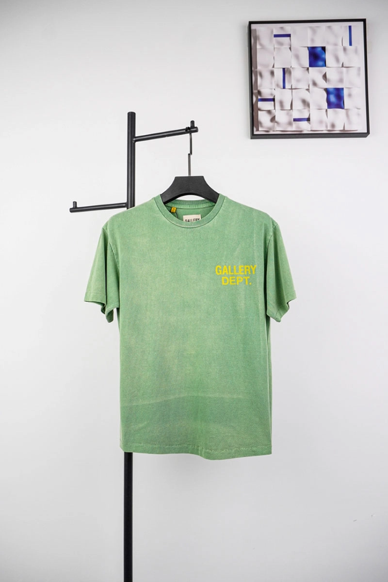 gallery dept vintage logo t-shirt green